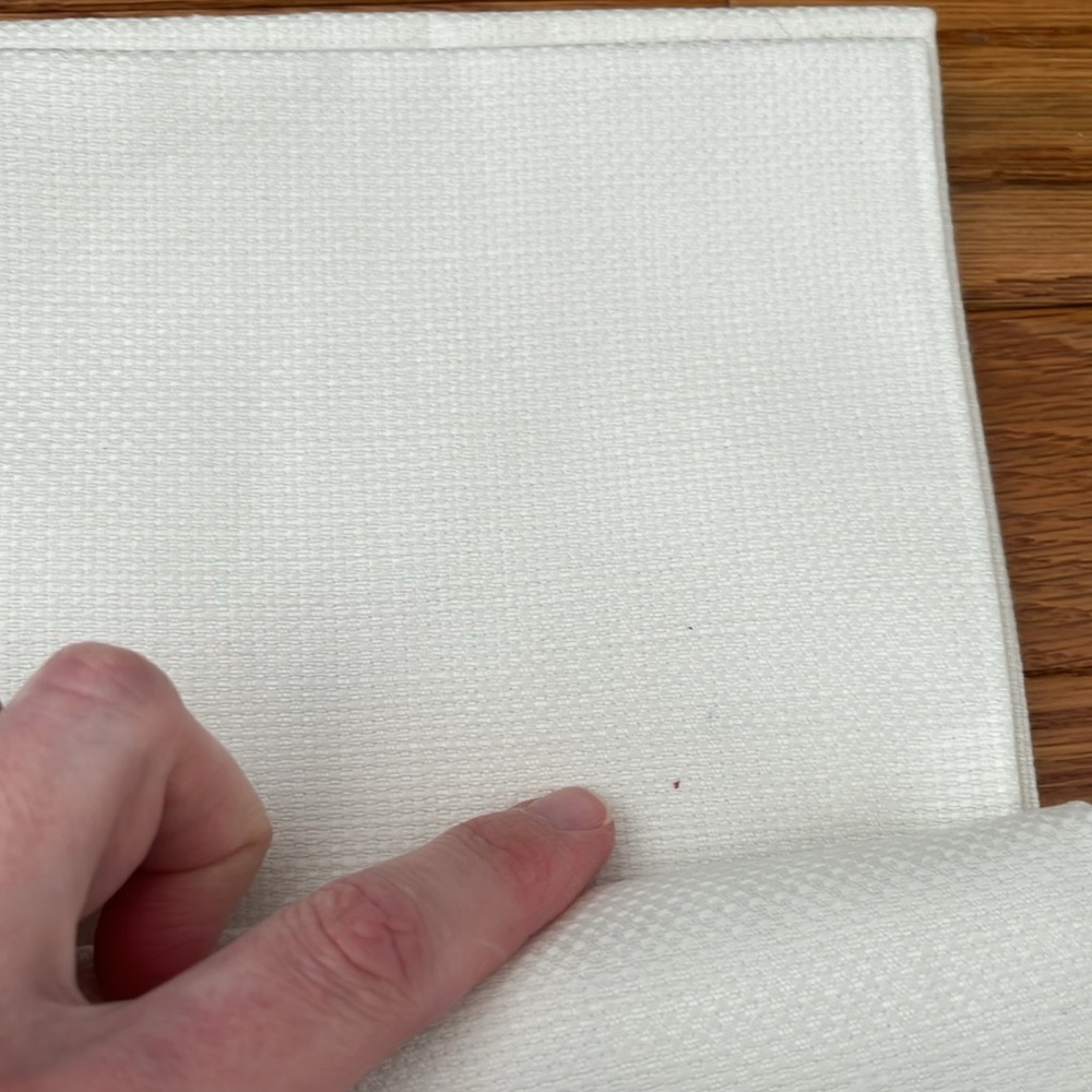 Vintage Simpson’s All Pure Linen Set of 4 White Irish Linen Patterned Napkins - Picture 8 of 9